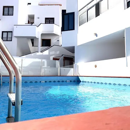 Colina II Con Piscina, En Los Cristianos, Tenerife Sur Apartment